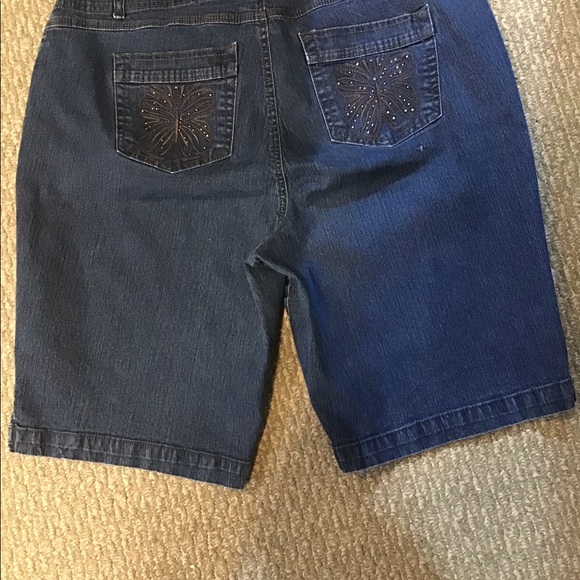 Plus Size Just My Size Shorts - Picture 2 of 3